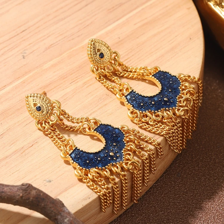 22327中古民族风流苏耳钉