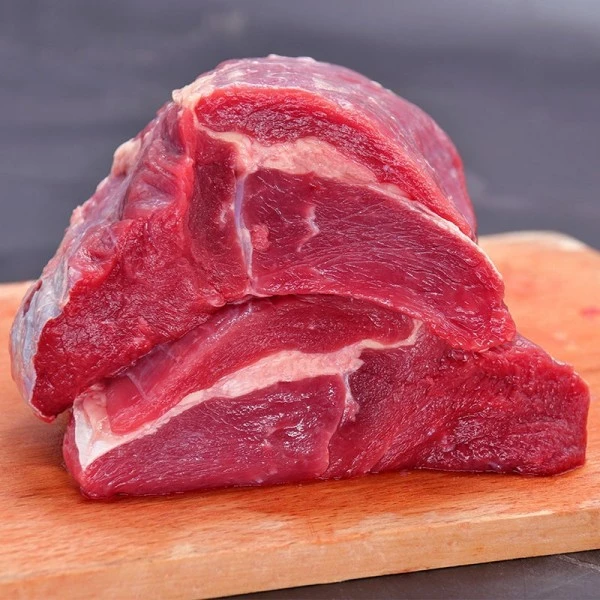 谷饲喂养宰杀牛前腿肉1公斤