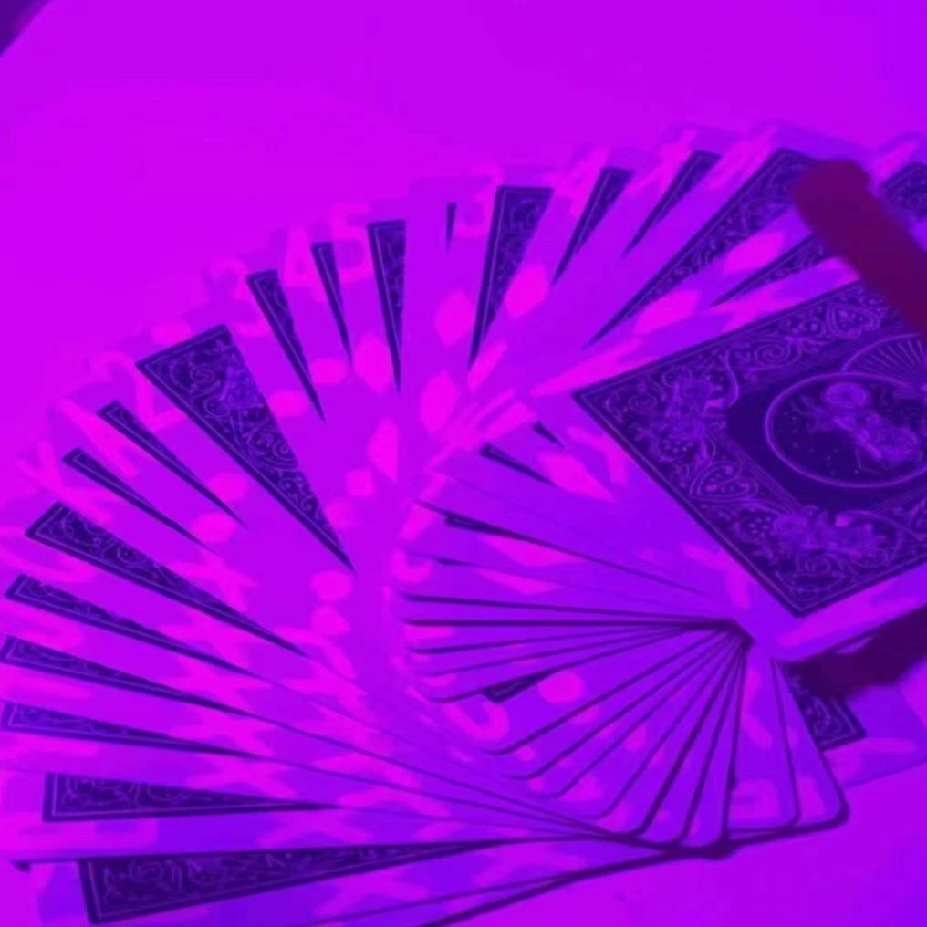 高质量魔术卡牌眼镜背面看牌，（白边小字）