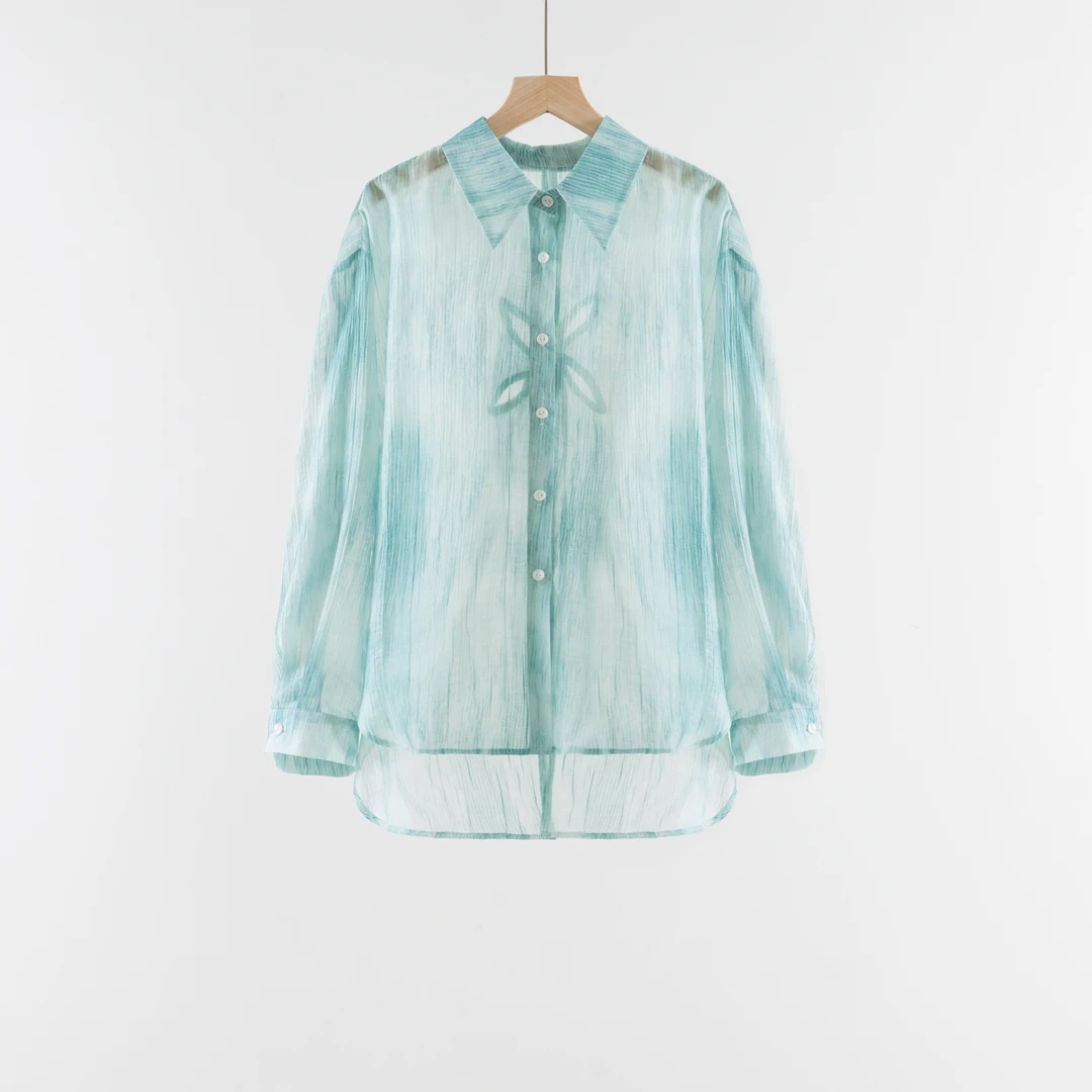 吉米原创-【扎染感】蝴蝶镂空时尚防晒衬衫245263后中长75胸围111