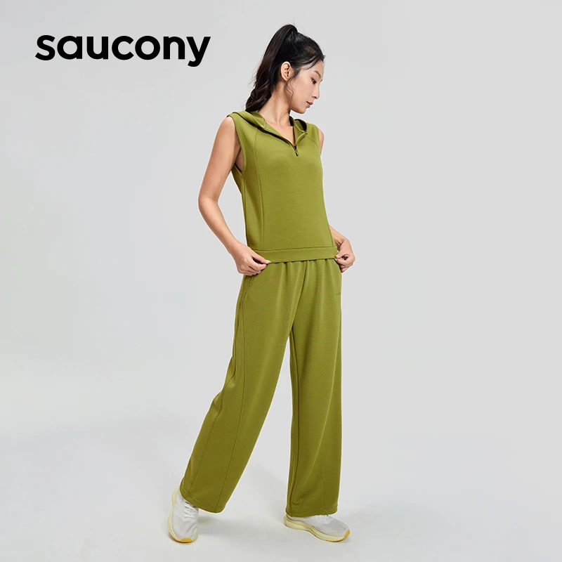 Saucony/索康尼女子绿色常规款旗舰店户外运动休闲秋冬连帽马甲