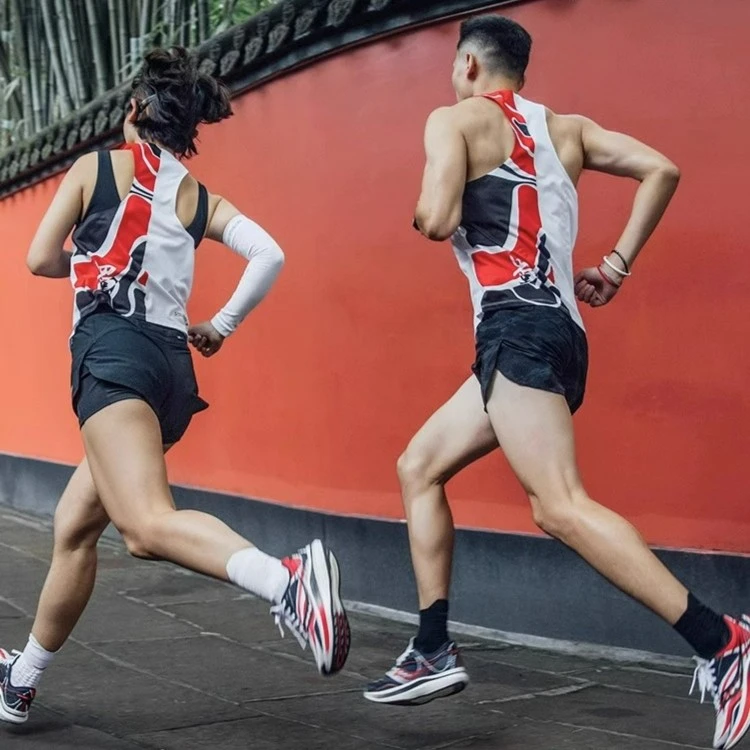 Saucony/索康尼索康尼男女同款吸湿排汗运动脸谱背心成都限定春夏