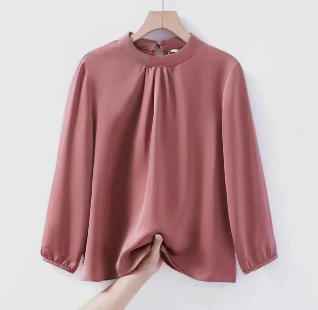 0598小圆领显瘦女人小衫时尚洋气设计感设计师百搭百搭
