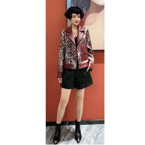 72739 时尚轻奢气质设计师重工百搭女士短款外套