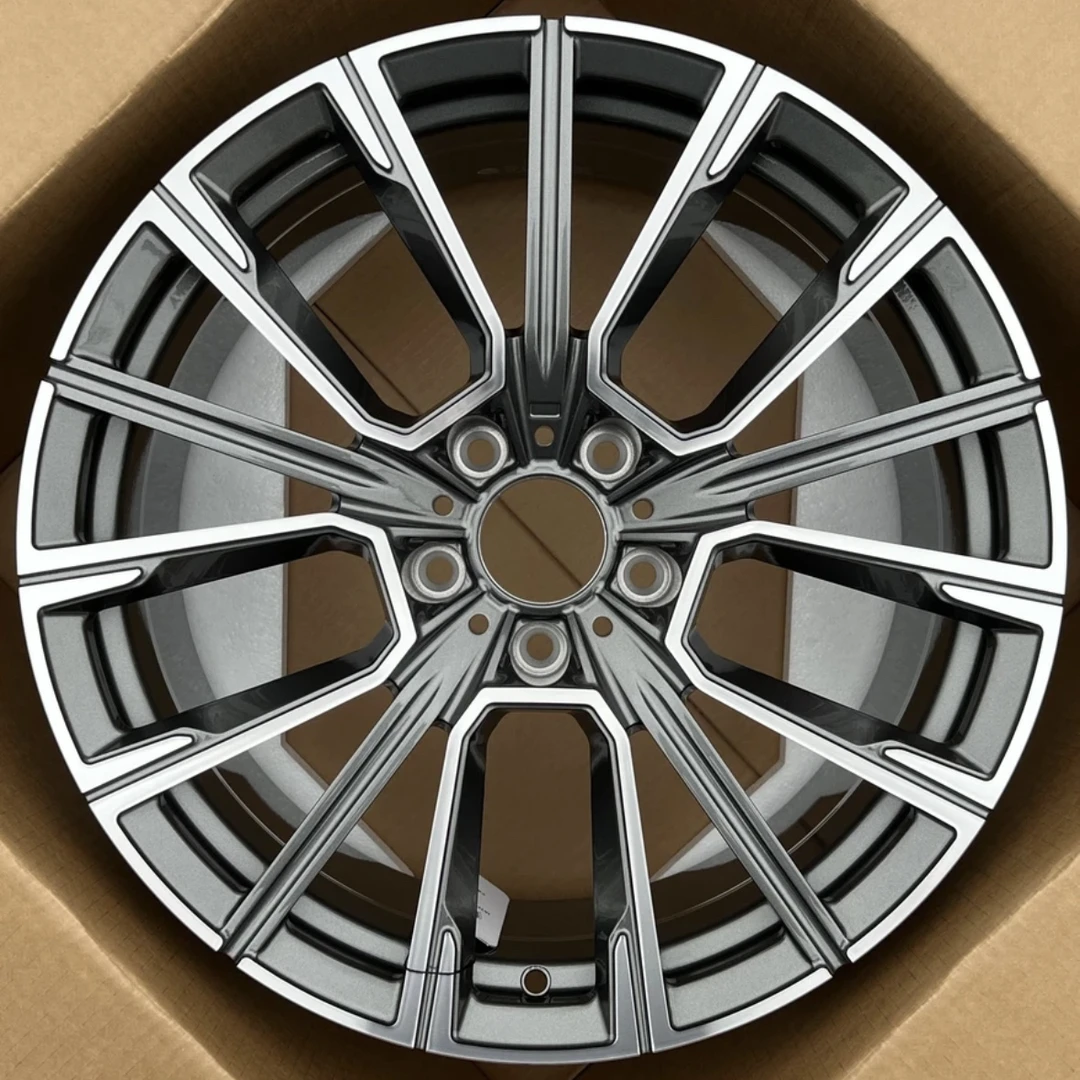 55宝马七系原车大花瓣 宝马锻造轮毂