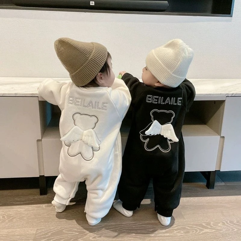 婴儿连体衣可爱宝宝保暖爬服新生儿秋冬加绒加厚绒拉链卡通春秋