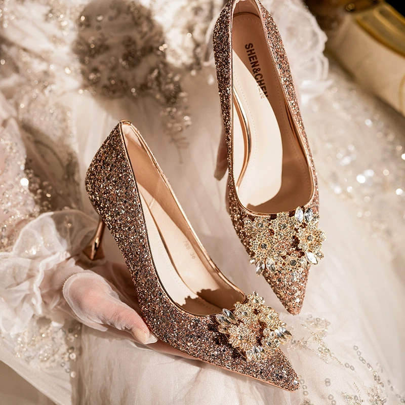 【囍见】法式小众气质百搭亮片水晶方扣尖头浅口细跟单鞋新娘婚鞋