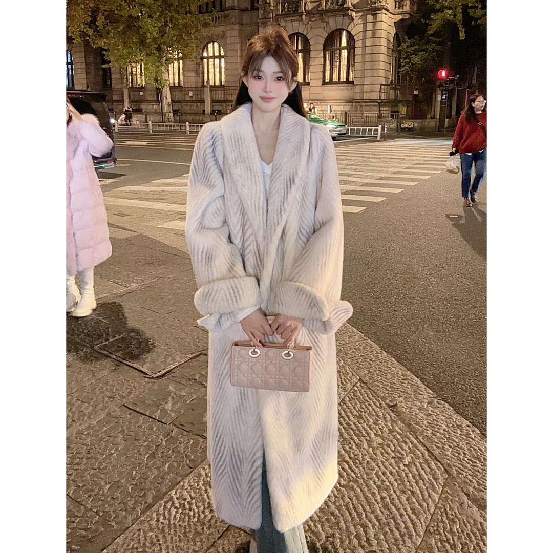 【小狐狸专属】杨树林欧货毛毛外套小香风春秋显瘦气质针织宽松加厚