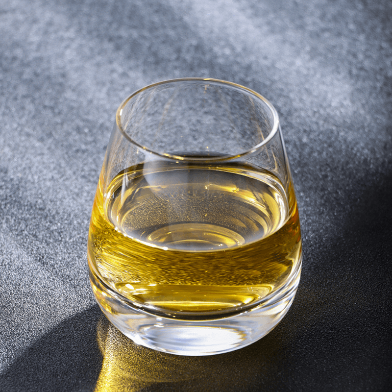 创意透明无铅水晶玻璃威士忌杯家用个性简约烈酒杯闻香杯加厚厚底