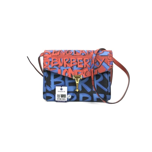 妃鱼/博柏利/95新/包包/市场价11000/241028LN0030