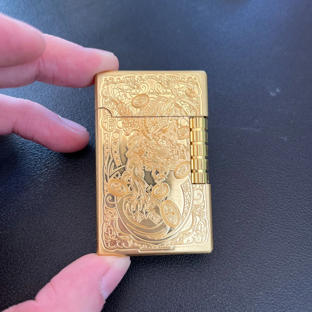 朗声金色金属浮雕激光雕刻招财进宝工艺防爆高端打火机895