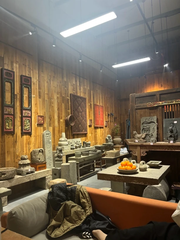 555木雕石雕工艺品