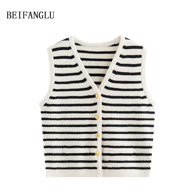 北方鹿法式叠穿马甲绵羊毛2024冬经典条纹小金扣针织马甲W9232