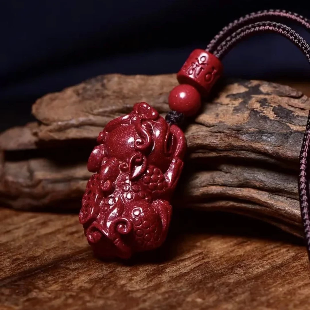 含辰砂工艺品高含量朱砂貔貅 时尚经典貔貅吊坠男女同款