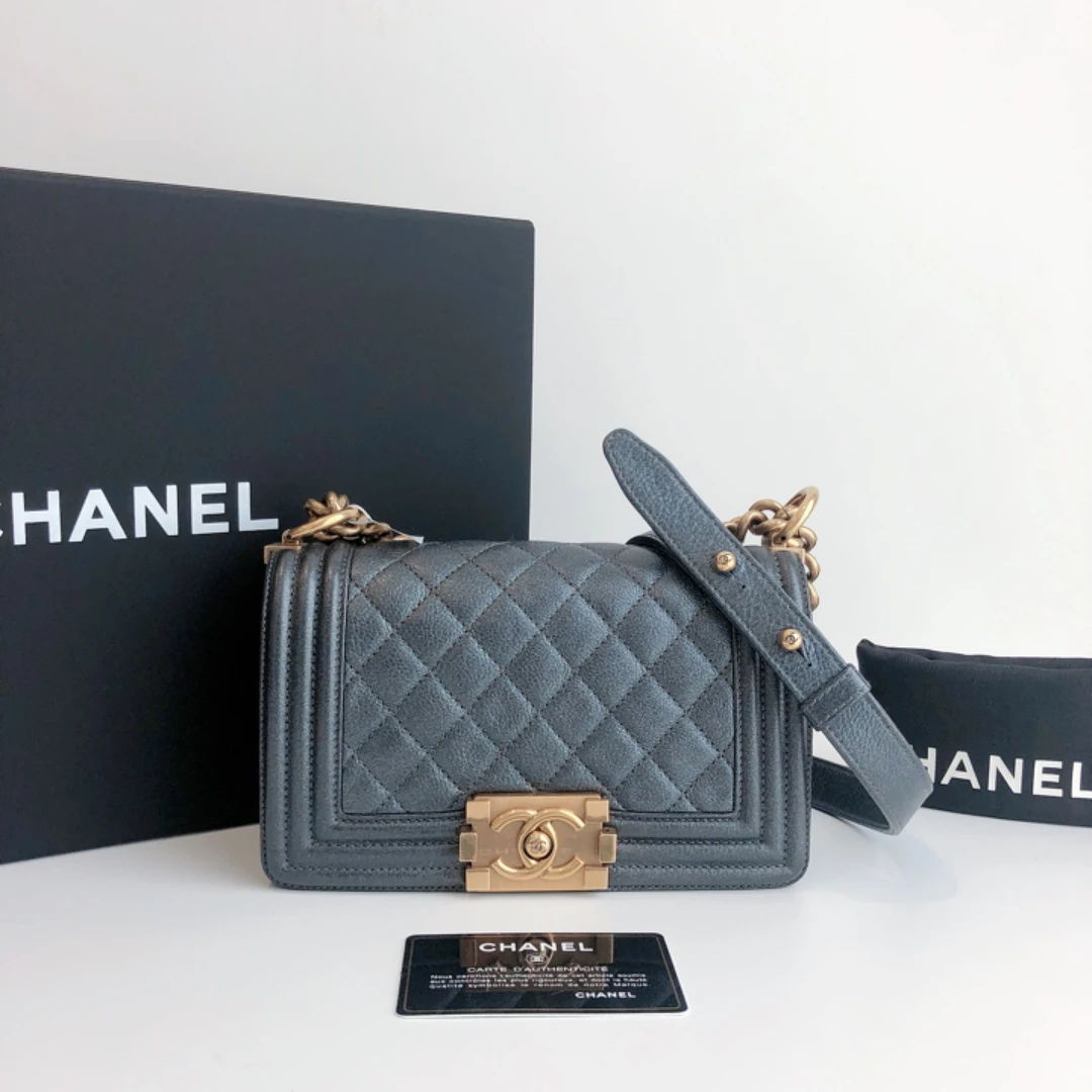 99新 奢之星 CHANEL/香奈儿  炫彩灰黑金扣 小号Leboy链条单肩包