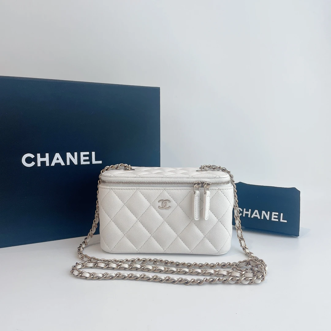 99新 奢之星 CHANEL/香奈儿 香奈儿23C白色荔枝皮长化妆盒 芯片