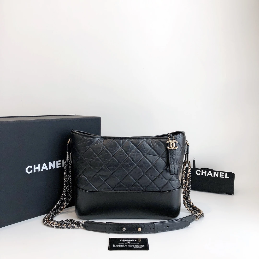 95新 奢之星 CAHNEL/香奈儿 黑色中号流浪单肩包 流浪包 26*20