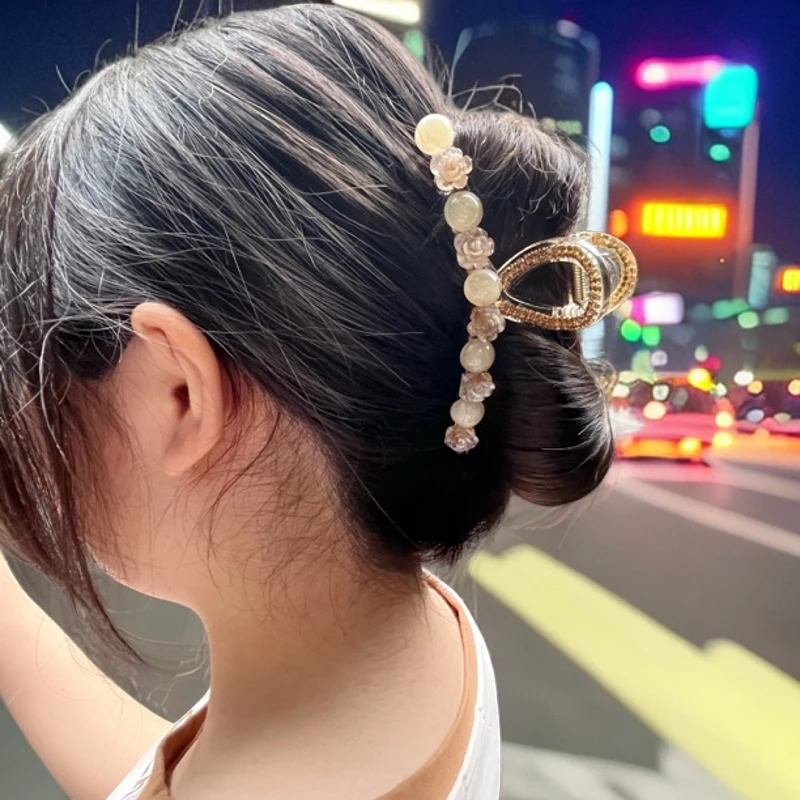 L1011轻奢11厘米超闪水钻珠珠花朵抓夹重工鲨鱼夹后脑勺盘发夹