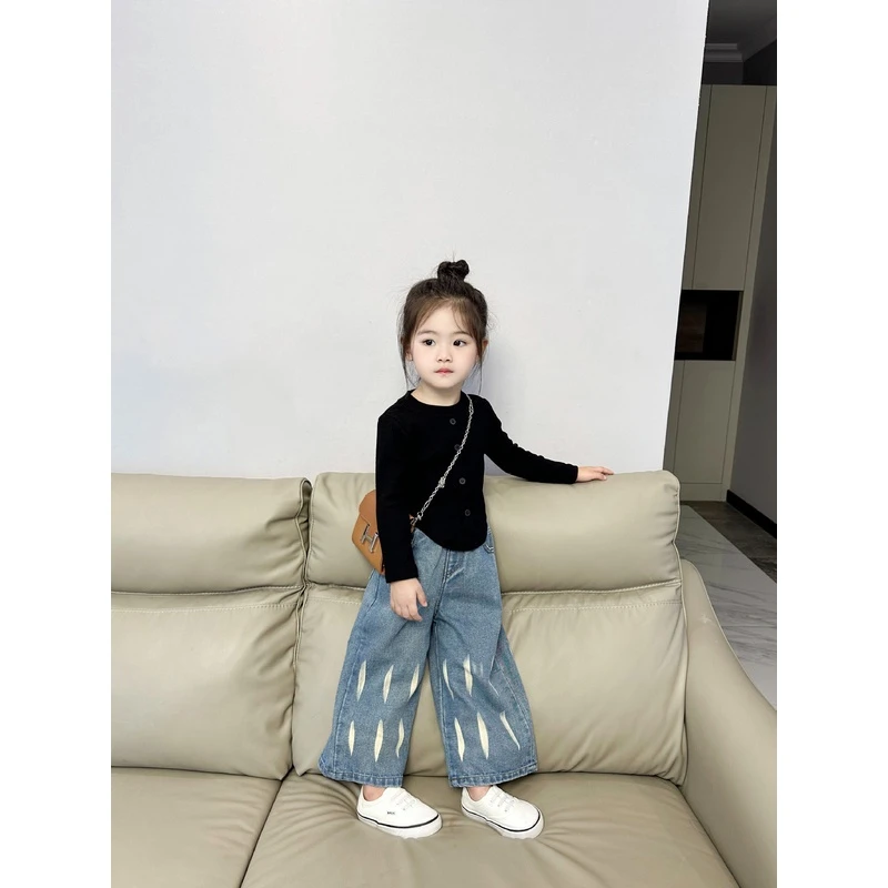女童2024儿童洋气春秋装宝宝纯色百搭开衫打底衫上衣牛涂鸦牛仔裤