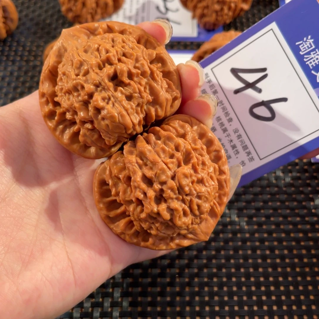 文玩核桃吊坠46号49尺官帽