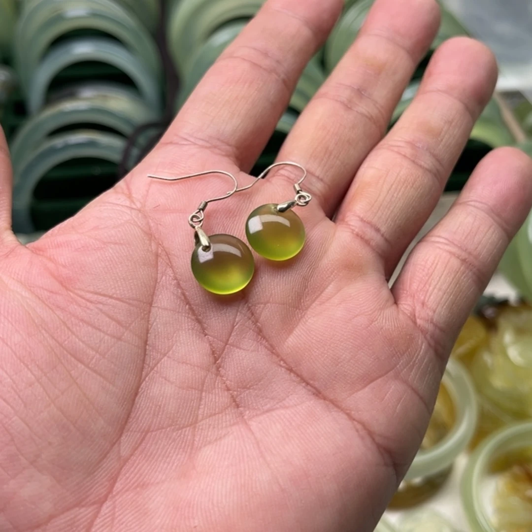 【闪购商品】蛇纹石玉耳坠银S925镶嵌蓝**云