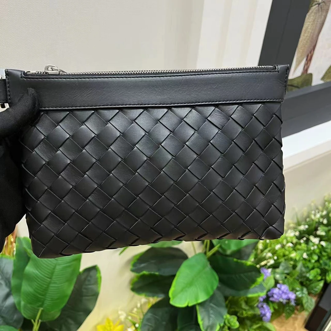 99新 BOTTEGA VENETA/葆蝶家 蔚蓝/黑色 编织手拿包