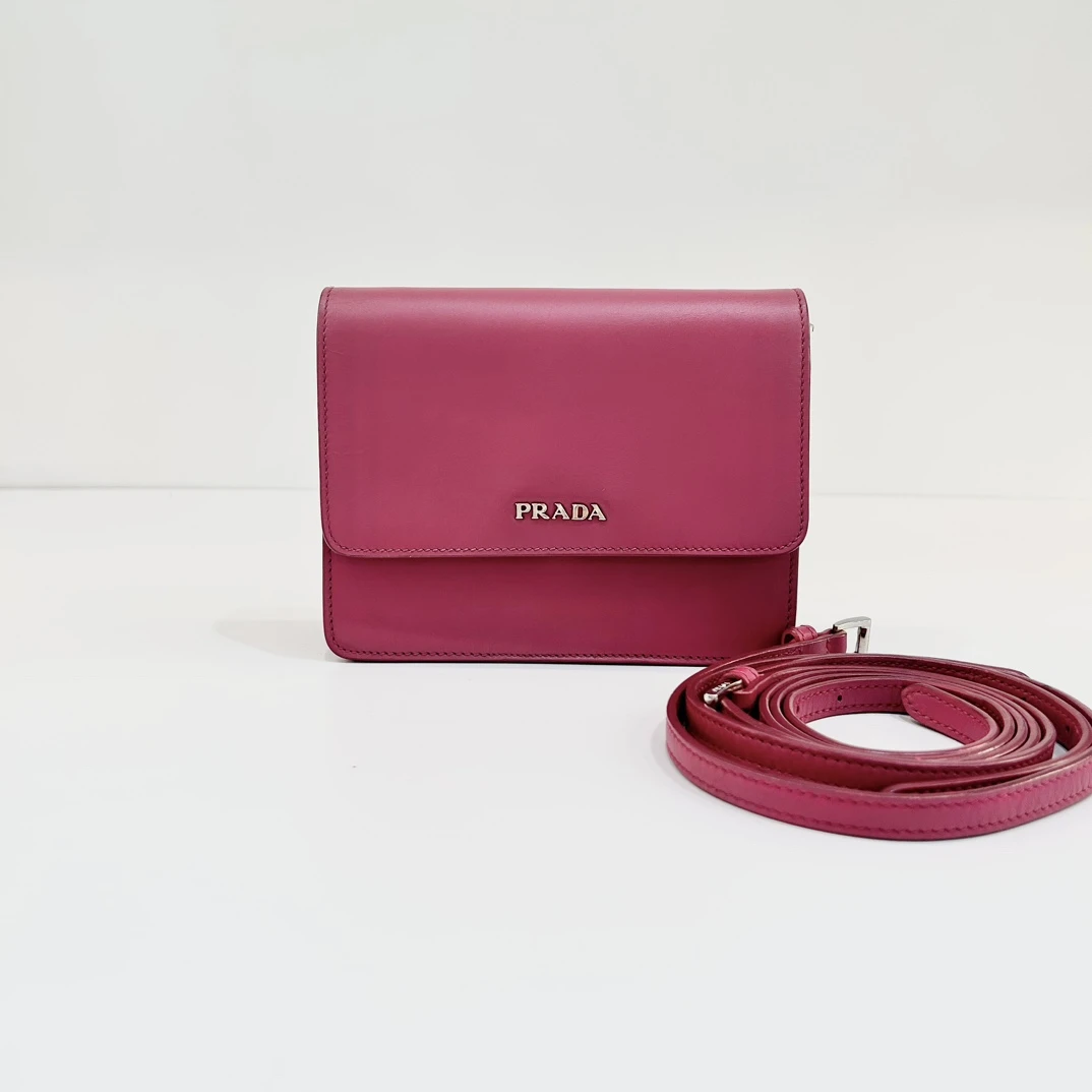 95新 Prada/普拉达 蔚蓝/玫红色 光面牛皮 单肩斜挎包