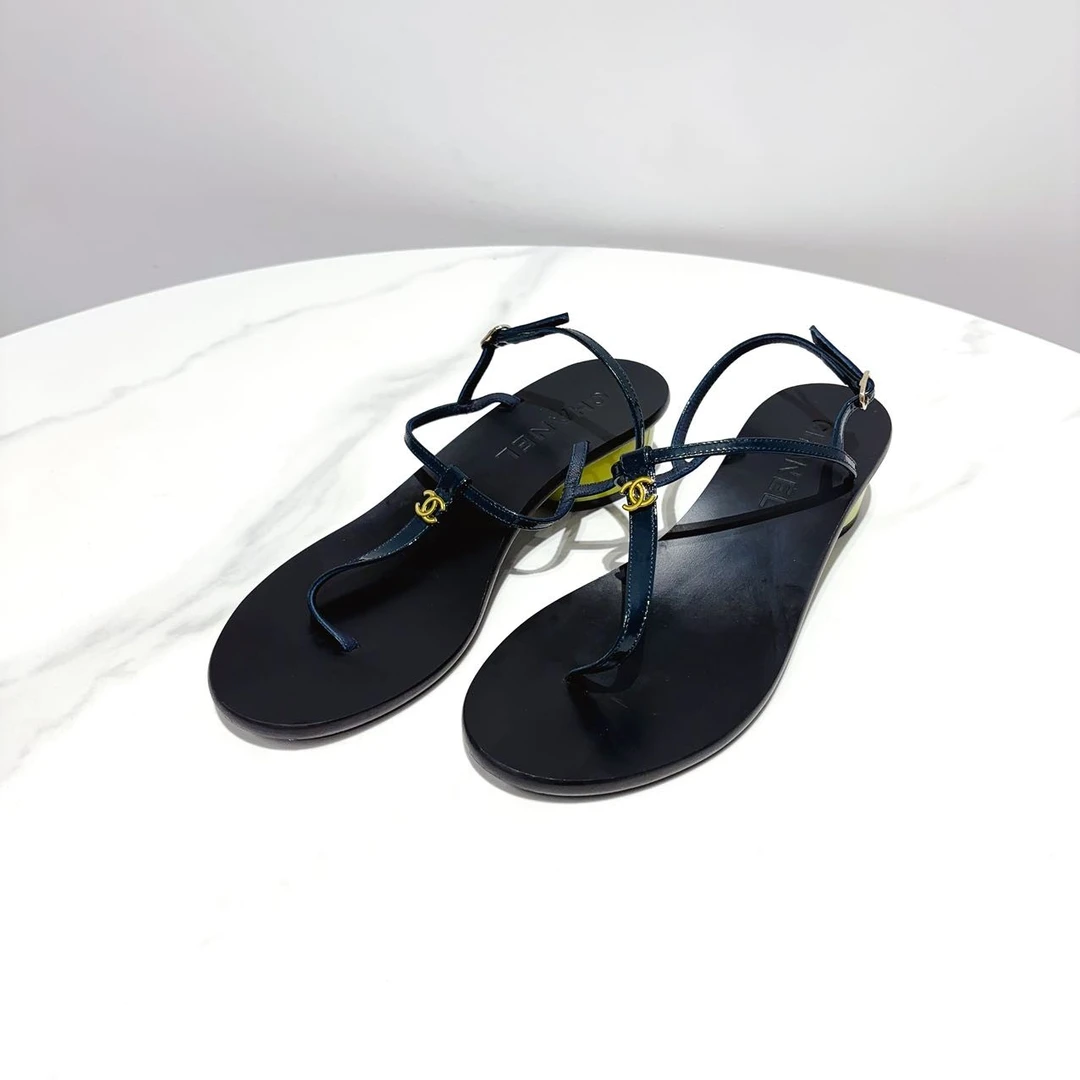 95新 Chanel/香奈儿 蔚蓝/T字低跟凉鞋 跟高3厘米/37码