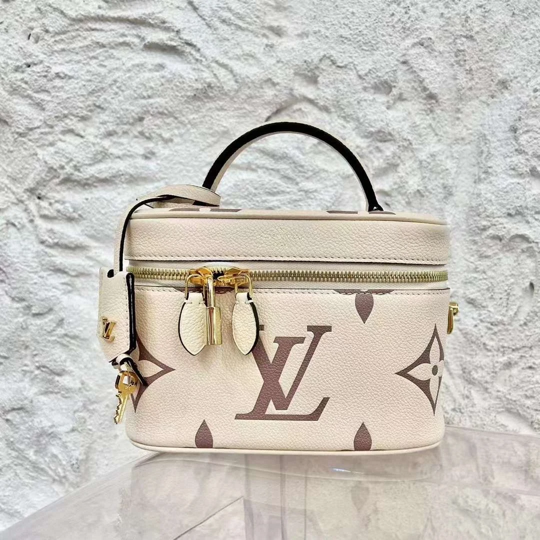 99新 LouisVuitton/路易威登 蔚蓝/草莓牛奶 vanity 化妆包