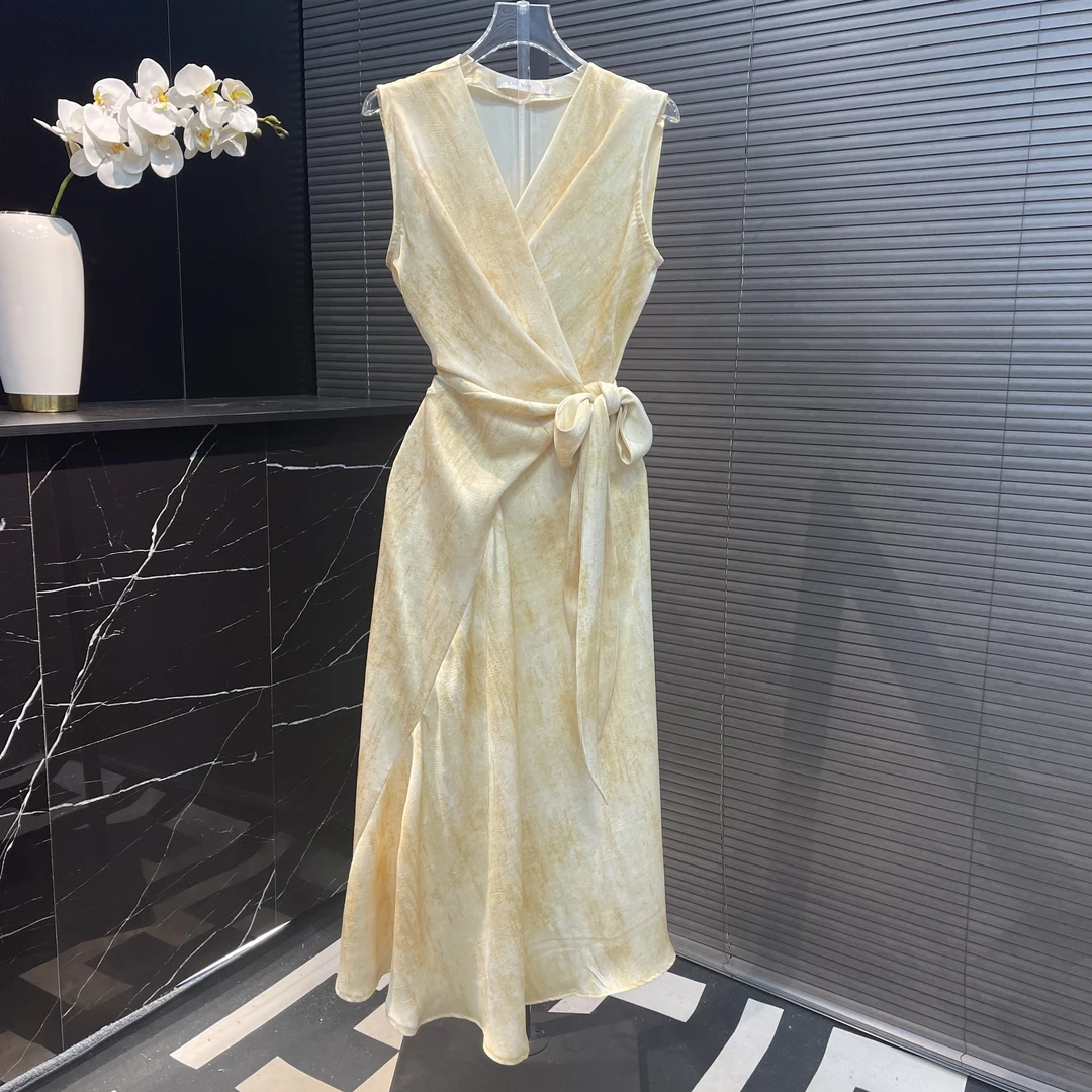 夏季女装连衣裙女中长款2024新款时尚气质法式收腰修身名媛女裙