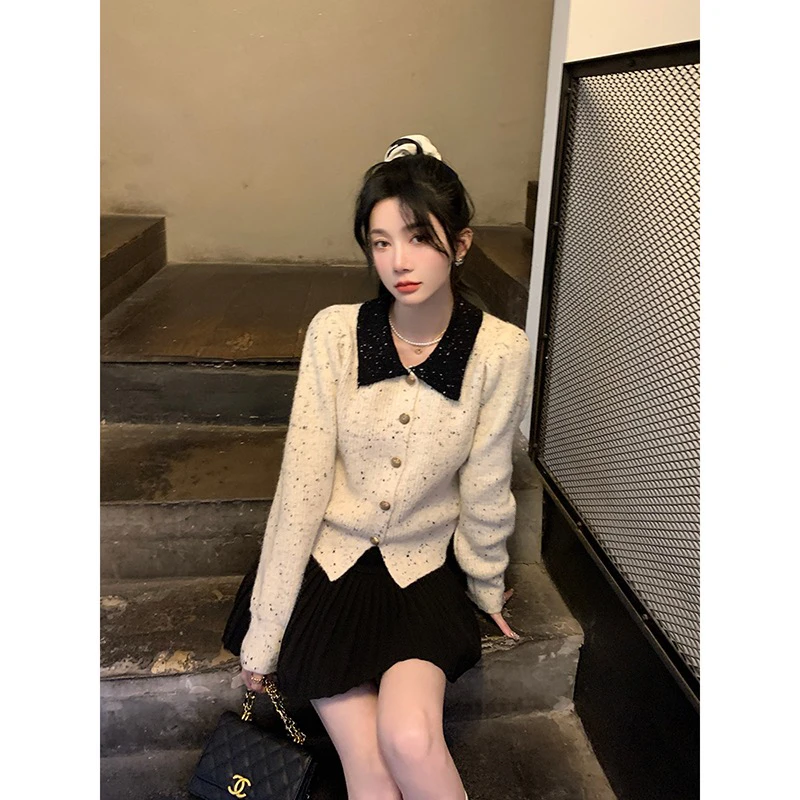单排扣撞色翻领外套毛衣女秋冬法式小香风宽松显瘦百搭时尚气质