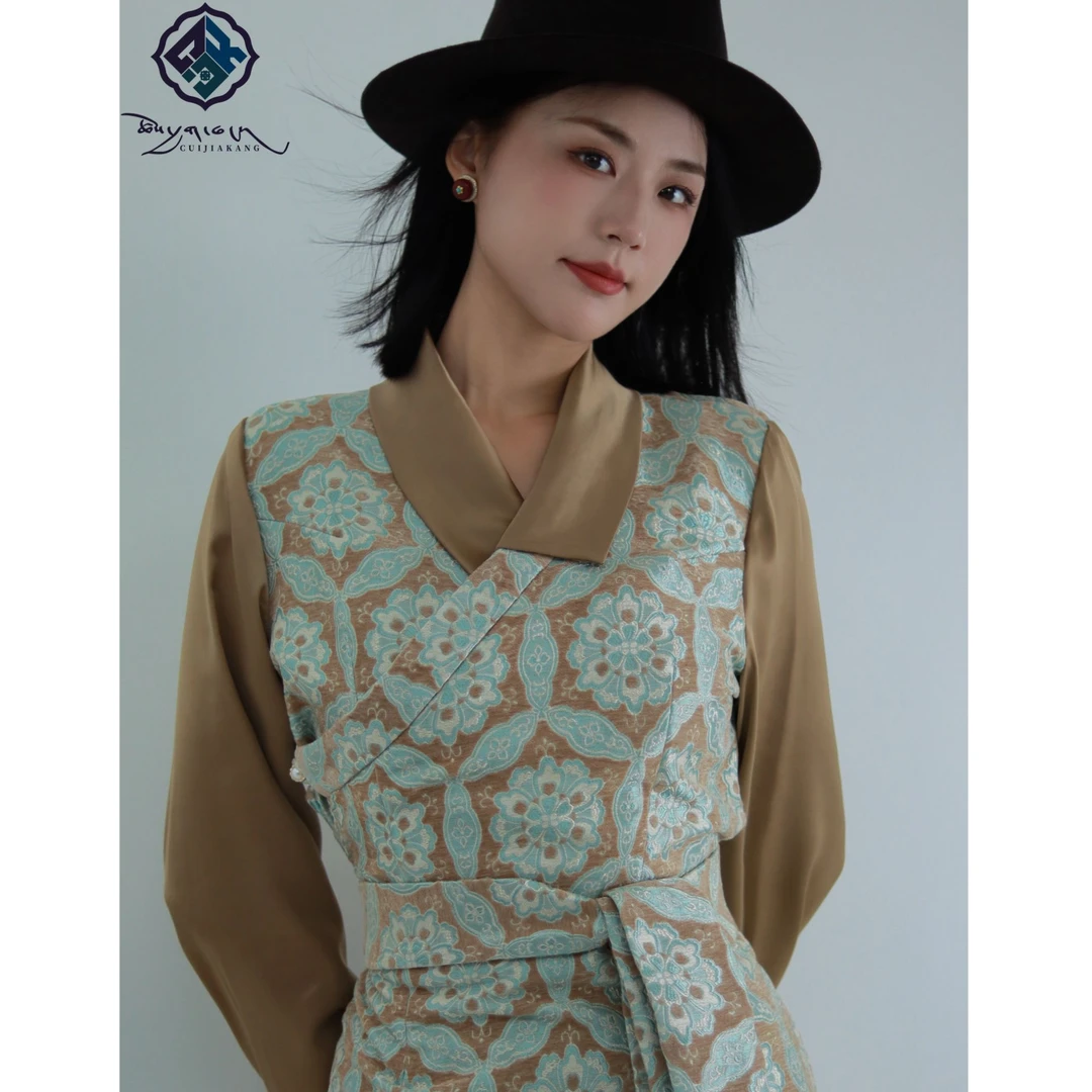 染坊仓「入秋的第一件博拉」藏服女装西藏服博拉显瘦秋季新款拉萨服