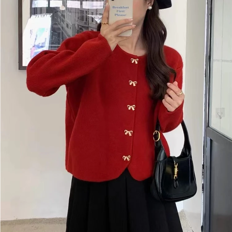 【蝴蝶扣亮丝】秋冬小香风女针织开衫减龄显瘦时尚百搭