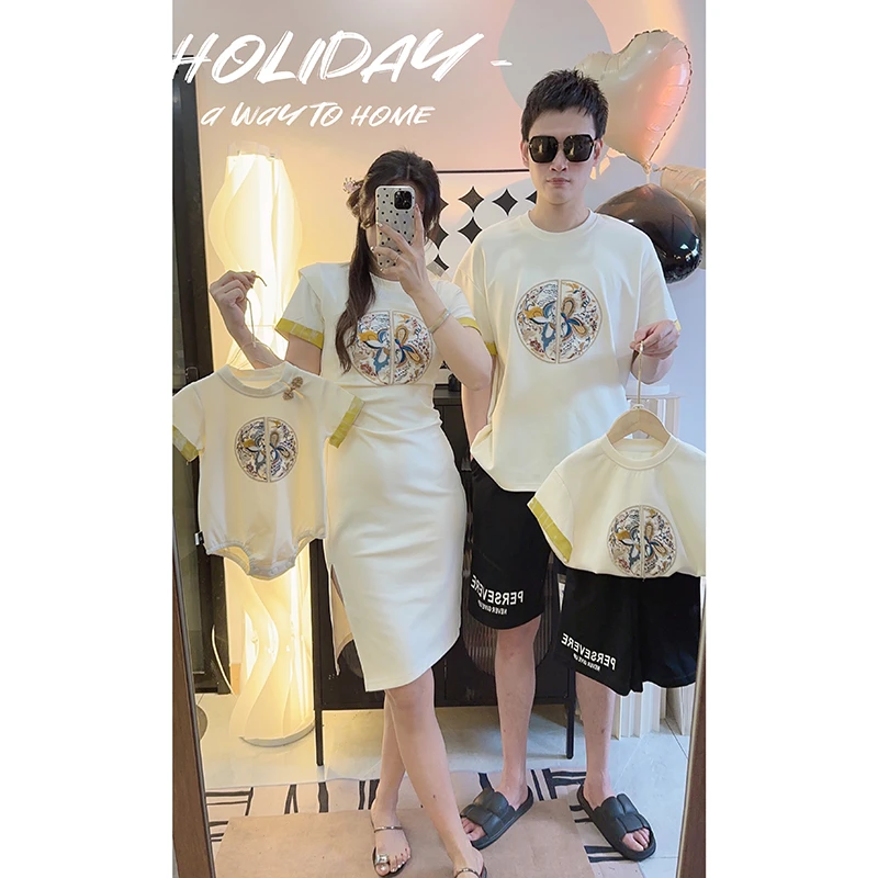 KIDS【烟雨江南】新款亲子装一家三口装母女新亲子装衣服母女装婴儿