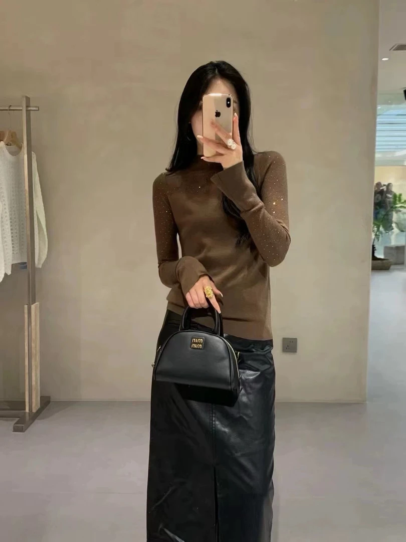 超细羊毛~长袖碎钻美拉德套头针织上衣 5653