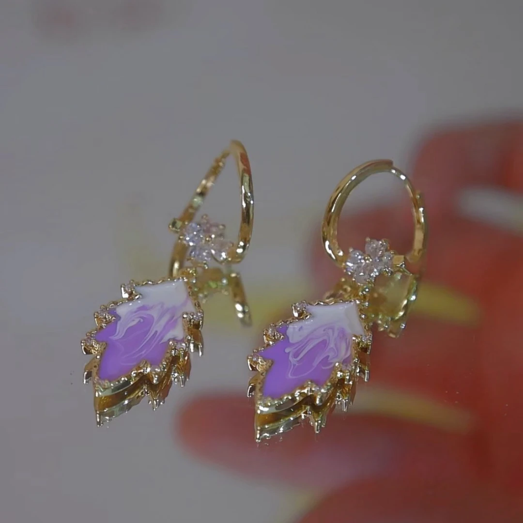铜合金合成锆石耳饰 紫色树叶耳环小众设计精致百搭气质耳扣优雅