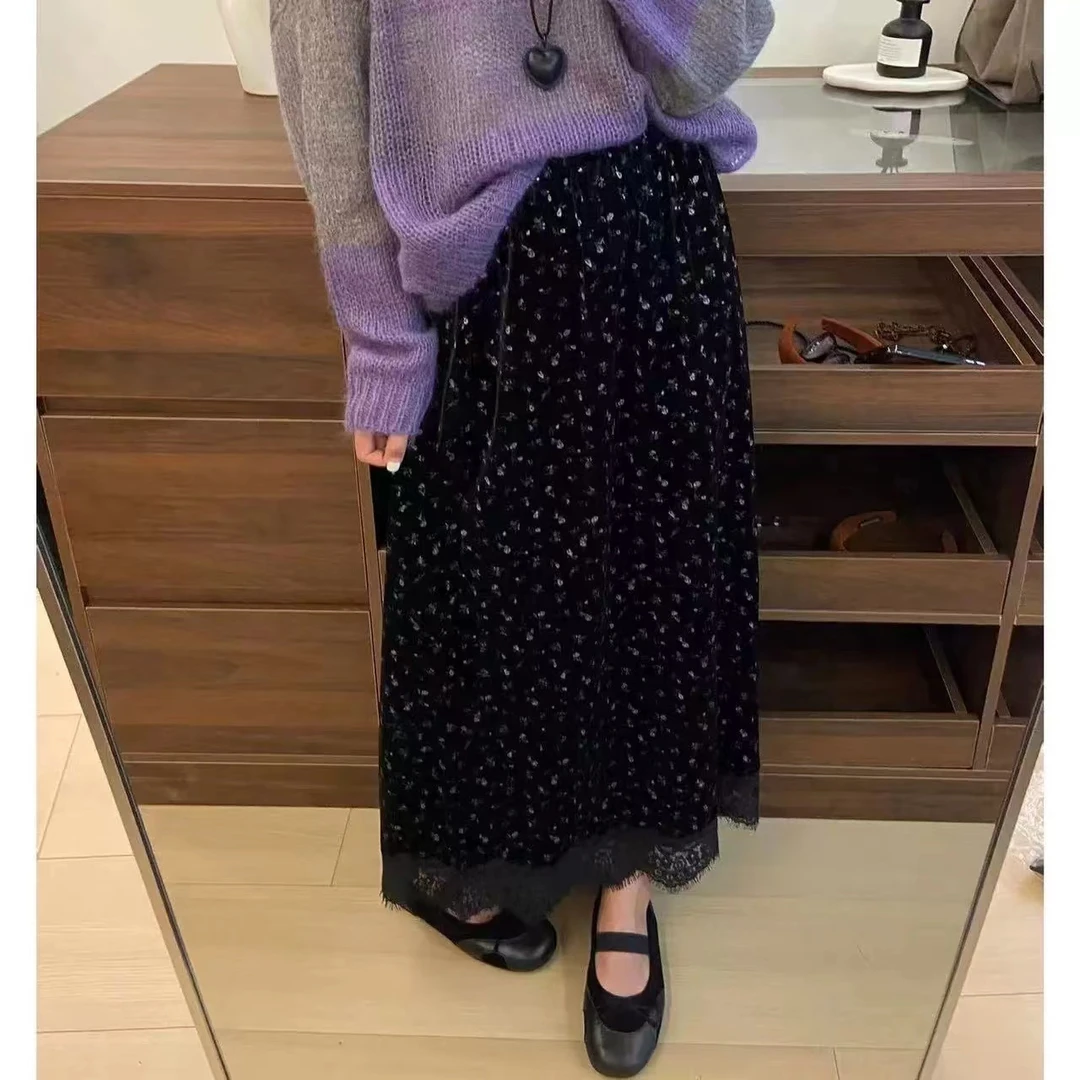 复古温柔紫色碎花高级氛围感蕾丝边丝绒四季款半身裙
