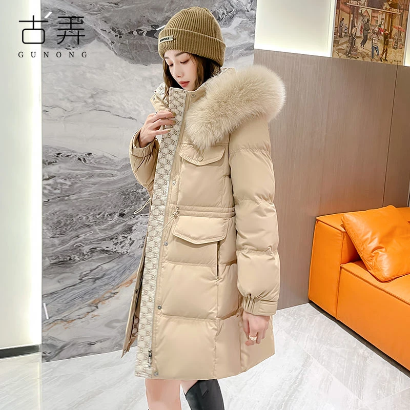 羽绒服女中长款2023年冬季新款大牌小个子修身加厚小香风外套