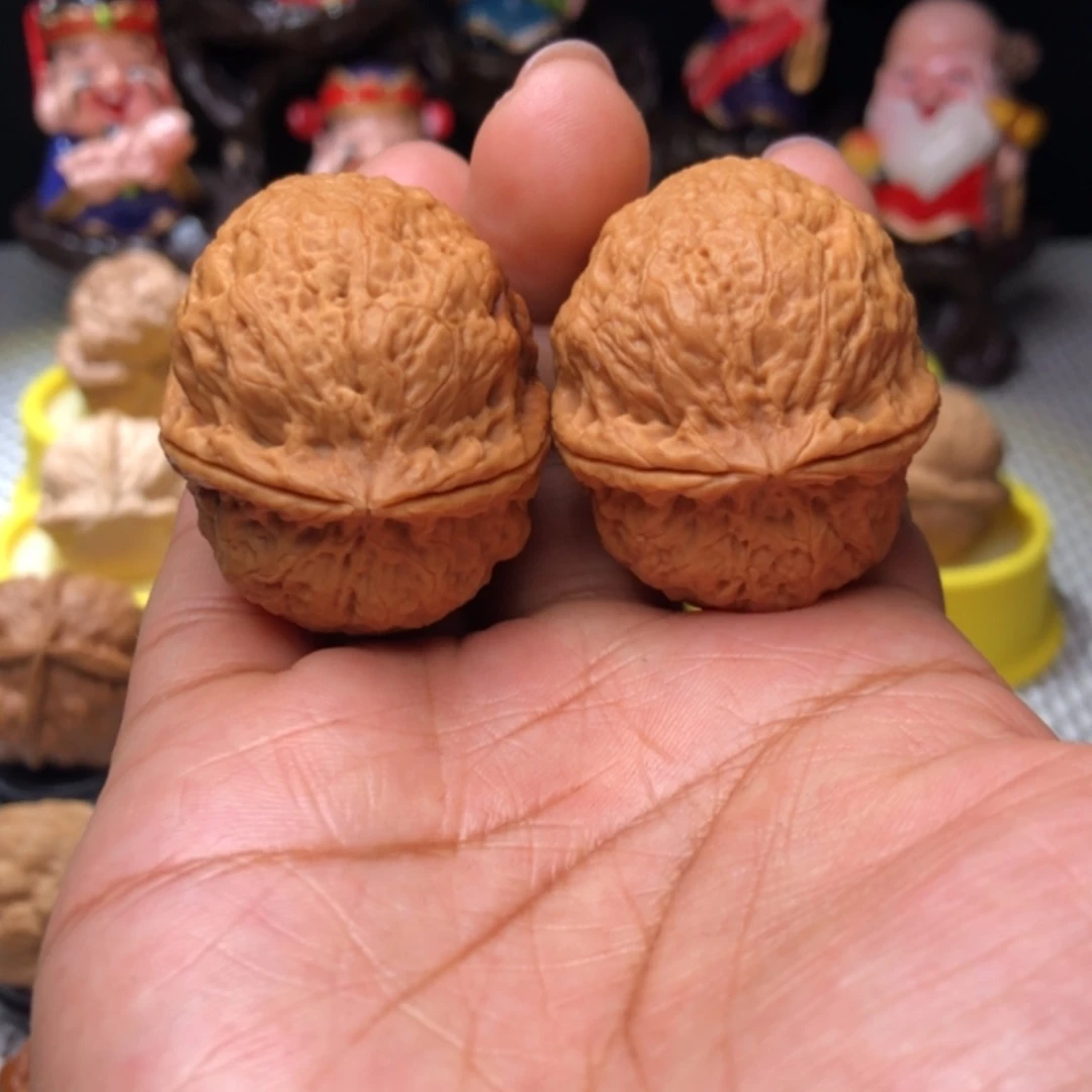 【闪购商品】文玩核桃把件140