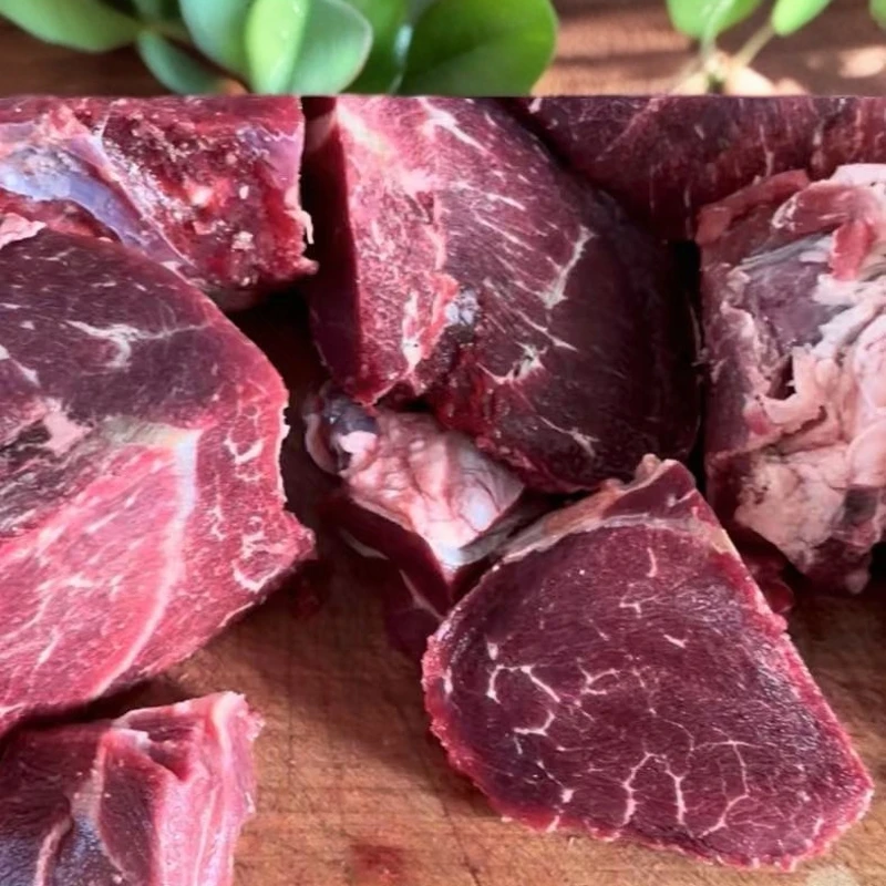 新疆正品骆驼肉，现宰现卖