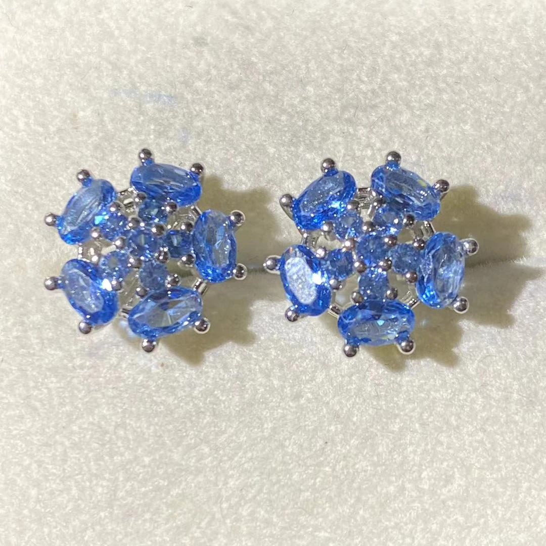 诺尔曼W5-典藏轻奢-重工豪华耳钉