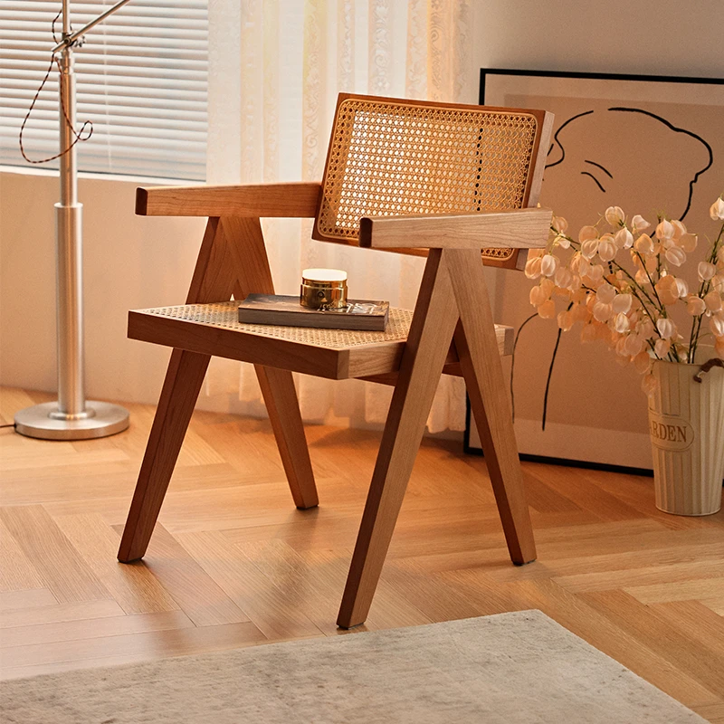 北欧实木藤编带靠背餐椅樱桃木日式简约带扶手休闲椅昌迪加尔椅子