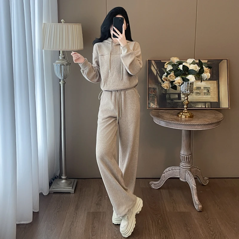 高级感时尚休闲运动套装女秋季新款洋气减龄连帽卫衣阔腿裤两件套