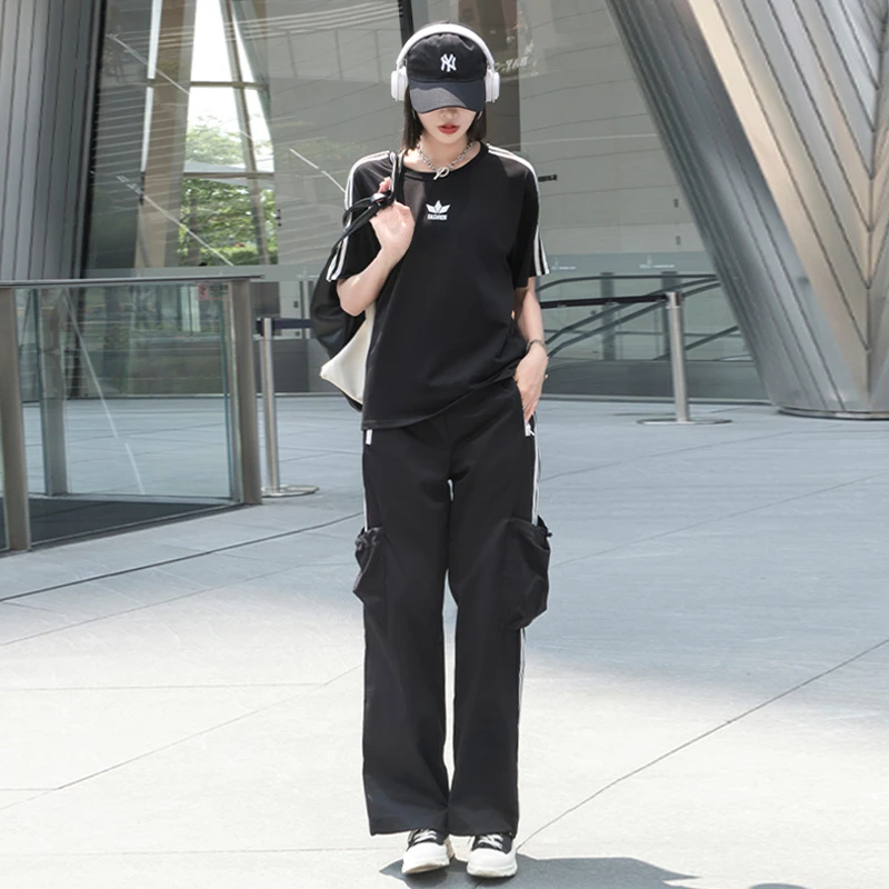 休闲运动女夏套装2025新款潮流简约宽松短袖上衣直筒阔腿裤两件套