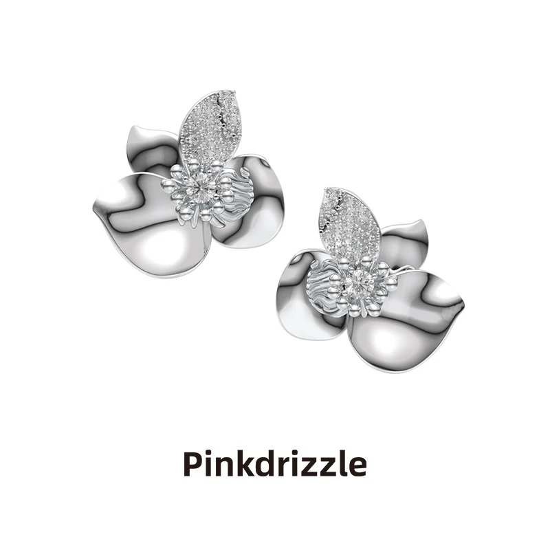 Pinkdrizzle 铜合金耳饰 圣米歇幽兰璀璨耳钉气质百搭设计感