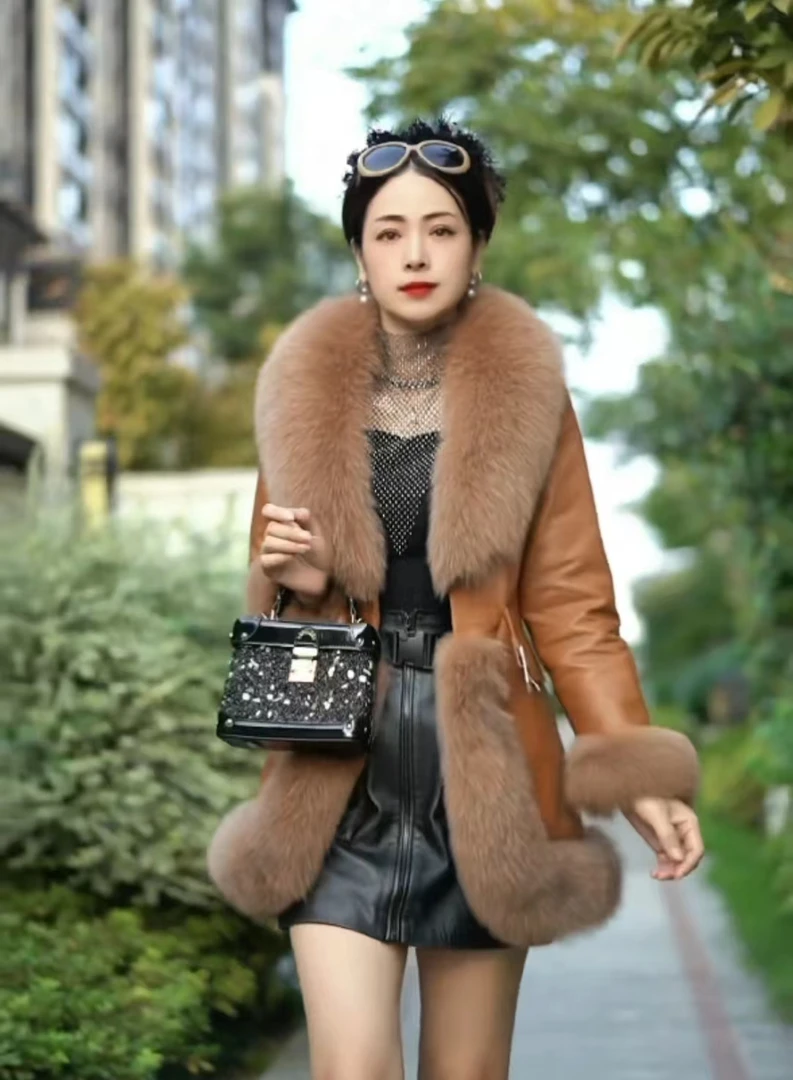 海宁冬季轻奢百搭设计师绵羊皮狐狸毛领外套