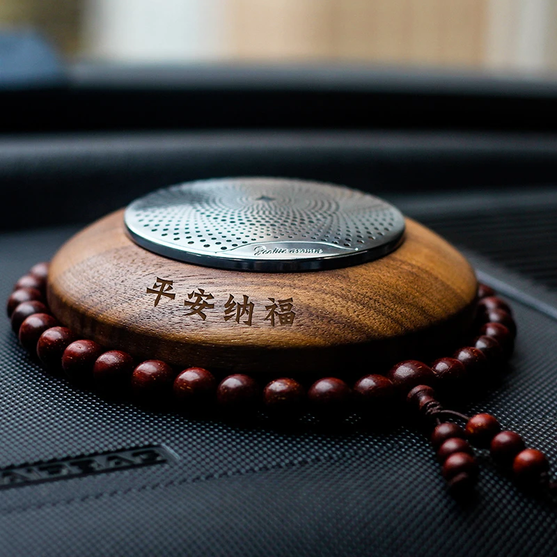 梵杰尼车载香薰檀香高档黑桃木摆件汽车中控台清新香水内饰用品