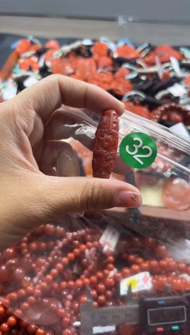 【闪购商品】南红玛瑙珠宝奇石未镶嵌32