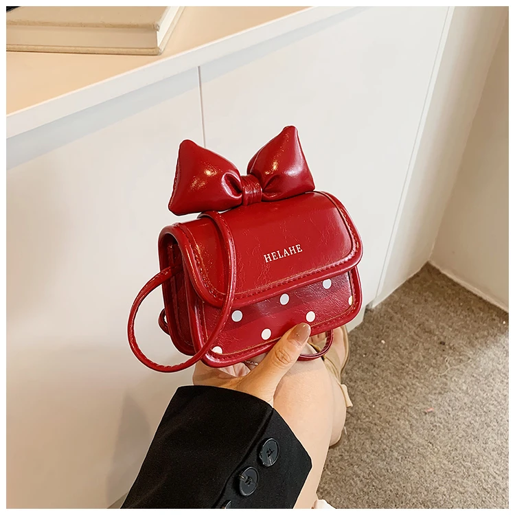 过年专用斜挎包儿童小香风蝴蝶结斜挎包可爱口红零钱包迷你包包