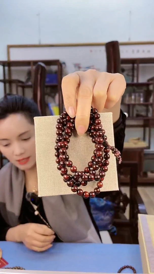 【闪购商品】小叶紫檀其他小叶紫檀0.8*108颗手串
